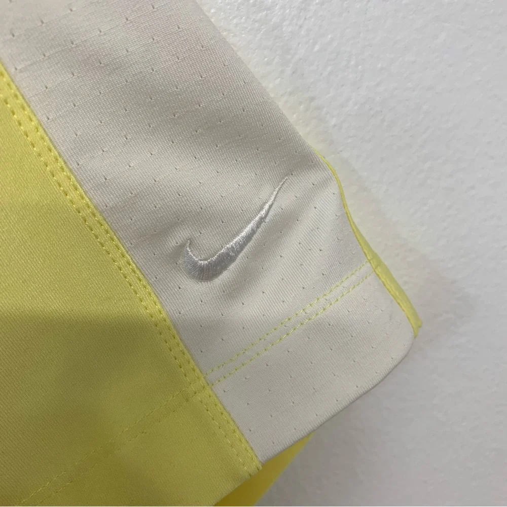 Nike Golf Dri Fit Polo Shirt Men  Medium Yellow Swoosh Stretch Activewear Travel